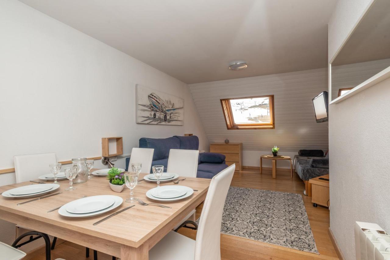 Apartamentos Pie De Pistas Mikka 3000 Pas De La Casa Kültér fotó